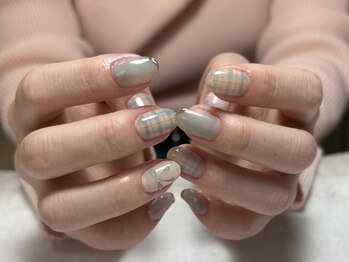 アルファシャルル 那覇 おもろまち(α.chalulu)/チェックネイル