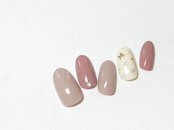 ネイルアンドアイラッシュサロン ミッタ(Mitta)/¥7300-