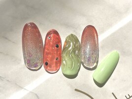 実はスイカネイル