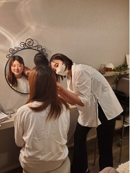 おきもちサロン(おきもちSALON)の写真/身体の悩みにお洒落に寄り添う耳つぼジュエリー◎体の不調を改善いたします！
