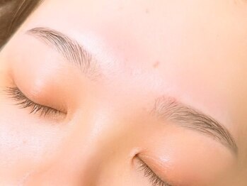 ムート(Mut.)の写真/【“なんとなく描いてる眉”から卒業】もう迷わない、自眉を活かしてフィットする眉に。メイクアドバイス付