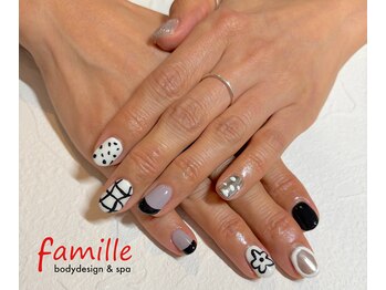 ファミーユ 清田通り店(famille)/スタッフネイル