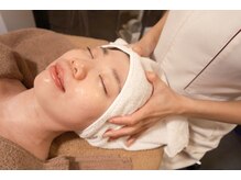 メナードフェイシャルサロン 高円寺南代行店/04_スチーミング&ヘッドケア