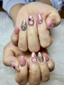 ハボン(Habon)の写真/≪定額デザイン多数★≫豊富なカラー＆パーツで理想の指先に♪お得なクーポン利用で賢く可愛く変身！