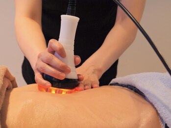 オールハンド専門店 ヒルズビューティー/くびれにはハイパーナイフ！