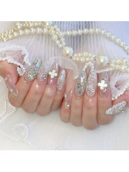 アイカ(Aika)/やりたいを詰め込みネイル