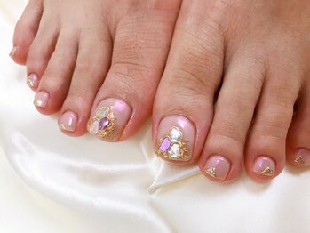 キキネイル 二子玉川(kikinail)の写真/トレンドデザイン充実kikinail<ワンカラー¥7480/ミラーorマグネット¥8480>夏を彩る大人可愛いフットネイル