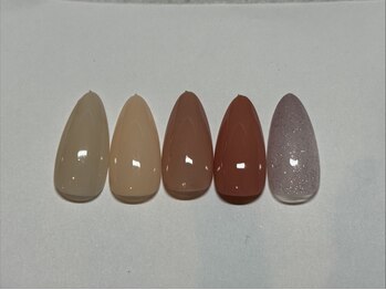 ビー 鳥栖店(Bee)の写真/《コスパ重視派の方必見》¥3990で叶う理想の指先☆選べる5色展開で、日常にさりげない彩りと輝きを♪