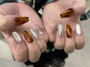 ラミニョンネイルナゴヤ(La Mignon Nail Nagoya)の写真/【オフ無料◇ワンカラー¥4550/秋のお出掛けネイル¥6900】日常になじむオフィスカラー豊富*パラジェルあり