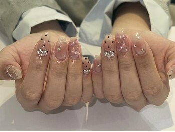アイネイルズ 大宮店(Ｉ nails)/チーク×ドット