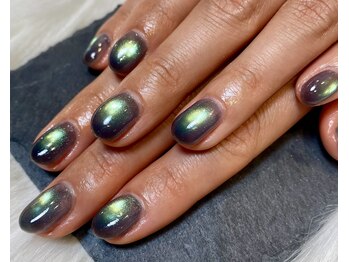 フリーミ(FREEME)の写真/【薄い・割れる爪に】ケア重視でモテる美爪へ