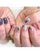 アトリエ プラス リム(atelier +LIM)/ブルーグレーとブラウン