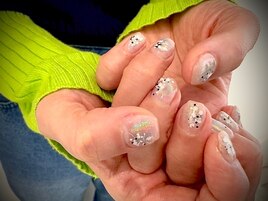 ひと癖ニュアンスネイル☆