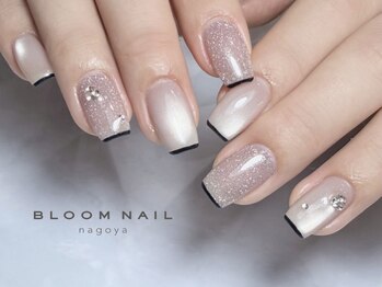 ブルームネイル ナゴヤ 名駅店(BLOOM NAIL nagoya)の写真/本物志向の大人女性に人気のサロン★メニュー豊富で美しいフォルム&デザイン提案で指先を可愛く彩ります♪