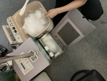 リラクゼーションサロン ラキ(laki)/大人気炭酸泉フェイシャルお掃除