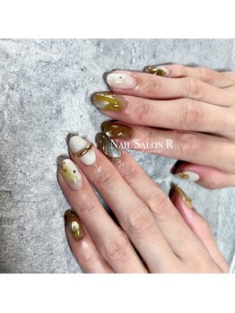 ネイルサロン R/スタイリングコース