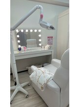 エクシアホワイトニング 徳島店/ホワイトニング施術スペースA１