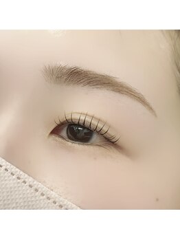 エルプラス 播磨店(elu+)/アイブロウ&パーマ