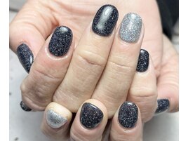 人気のフラッシュネイル！