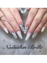 エスフィーネイルサロン ブリーユ(Esfy nailsalon Brille)/奥行きスカルプ