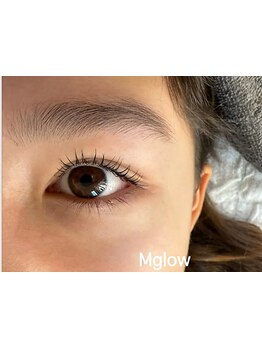 ナチュラル上品な目元にしたい