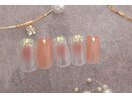 5600円　チーク　クリアネイル