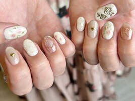 ミラー×ローズ ガーリーネイル