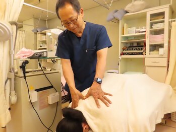 カイロプラクティックセンター 静岡/肩こりの施術