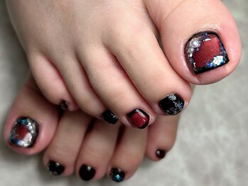 ブリスフルハピネス(Blissful happiness)/ダークカラーフットネイル