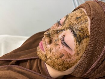 リネ(Rine)の写真/<ハーブピーリング×毛穴洗浄×美容成分導入>店長一押し☆ニキビケアや毛穴の開きにおすすめ◎