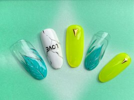 ボタニカル風ネイル