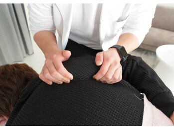 整体クオーレ 奈良新大宮店(Cuore)/Cuore名物　肩甲骨浮かし