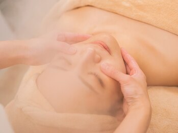 ポノポノ(pono pono)/整顔小顔エステ70分¥13,200