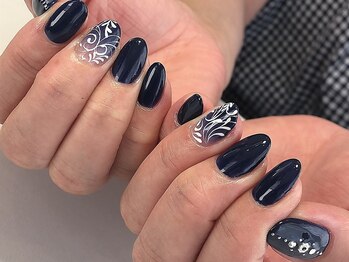 ラシェスキタモト (luscius kitamoto)/グラデーションに蔦アート