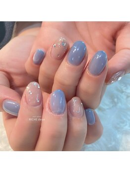 リッシュ ドゥ(RICHE deux)/ちゅるんブルー×きらきらネイル