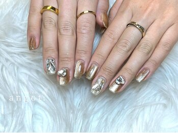 アンガット(angot.)/ワンホンビジューネイル