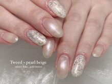 リン 恵比寿(RiN.)/ホワイトツイードネイルakane