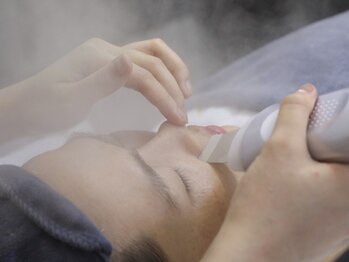 カオビビュティースパ(KAOBI Beauty Spa)の写真/【なかなか改善しない毛穴に◎】黒ずみ/詰まり/開きが気になる方へ♪小顔+毛穴+美肌を一気にゲット!