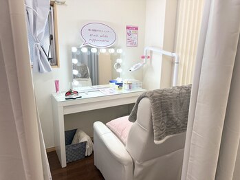 エクシアホワイト 福岡六本松/リラックスできる店内