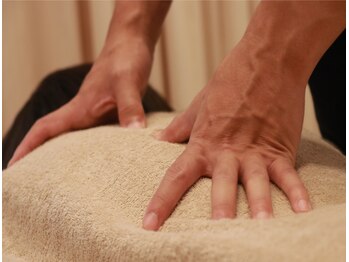 ザ ベルネス 表参道(The bellness omotesando)の写真/働く男性にもおすすめ 脳疲労・睡眠ケアに【深眠ヘッドマッサージ＋首肩鍼灸マッサージ90分】