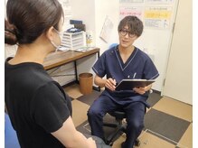 むげん整骨院鍼灸院 山科駅前の雰囲気（柔道整復師の資格を持ったスタッフが行うから口コミにて大好評◎）