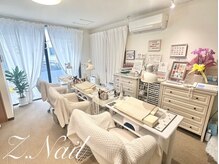 ゼットネイル(Z.Nail)の雰囲気（路面店の広々した空間♪ご来店お待ちしております［パラジェル］）