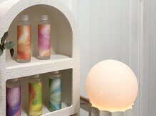 Nail salon Hiyori -日和-の雰囲気(施術中はやさしいアロマの香りに包まれながらリラックス♪)