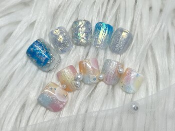 エムネイル(M-Nail)の写真/【フットバス付き★】周りが気にならない個室での施術OK★角質ケアセットも大人気◎持ち込みデザインもOK♪