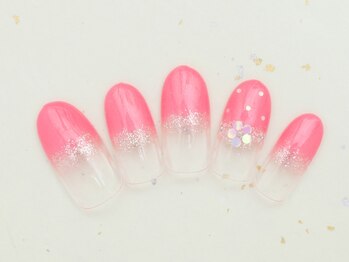 ソワン リュクス(soin luxe)/*luxe nail*（定額￥5500）