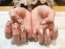 ネイルアルケー(Nail ARCHE)/アシンメトリーニュアンスネイル
