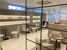 ヤクルトフェイシャルサロン 上田/広々とした店内♪