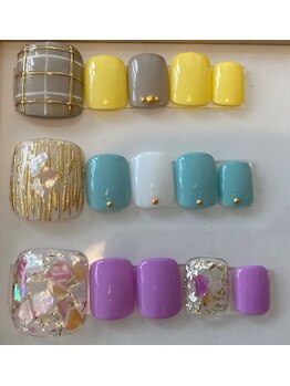 ブルーム(Bloom)/フットネイルデザイン