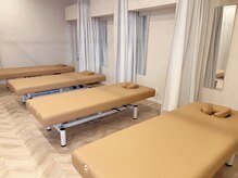リフレッシュ 東京スカイツリータウン ソラマチ店の雰囲気（カーテン仕切りでゆったり受けられます！※画像は系列店です。）