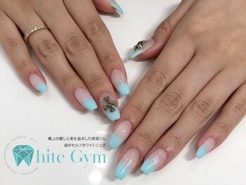 ホワイトジム(White Gym)/持ち込みデザイン